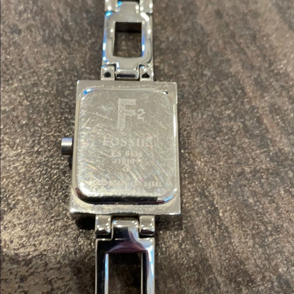 Fossil Watch- Good condition; needs new battery - Picture 5 of 5